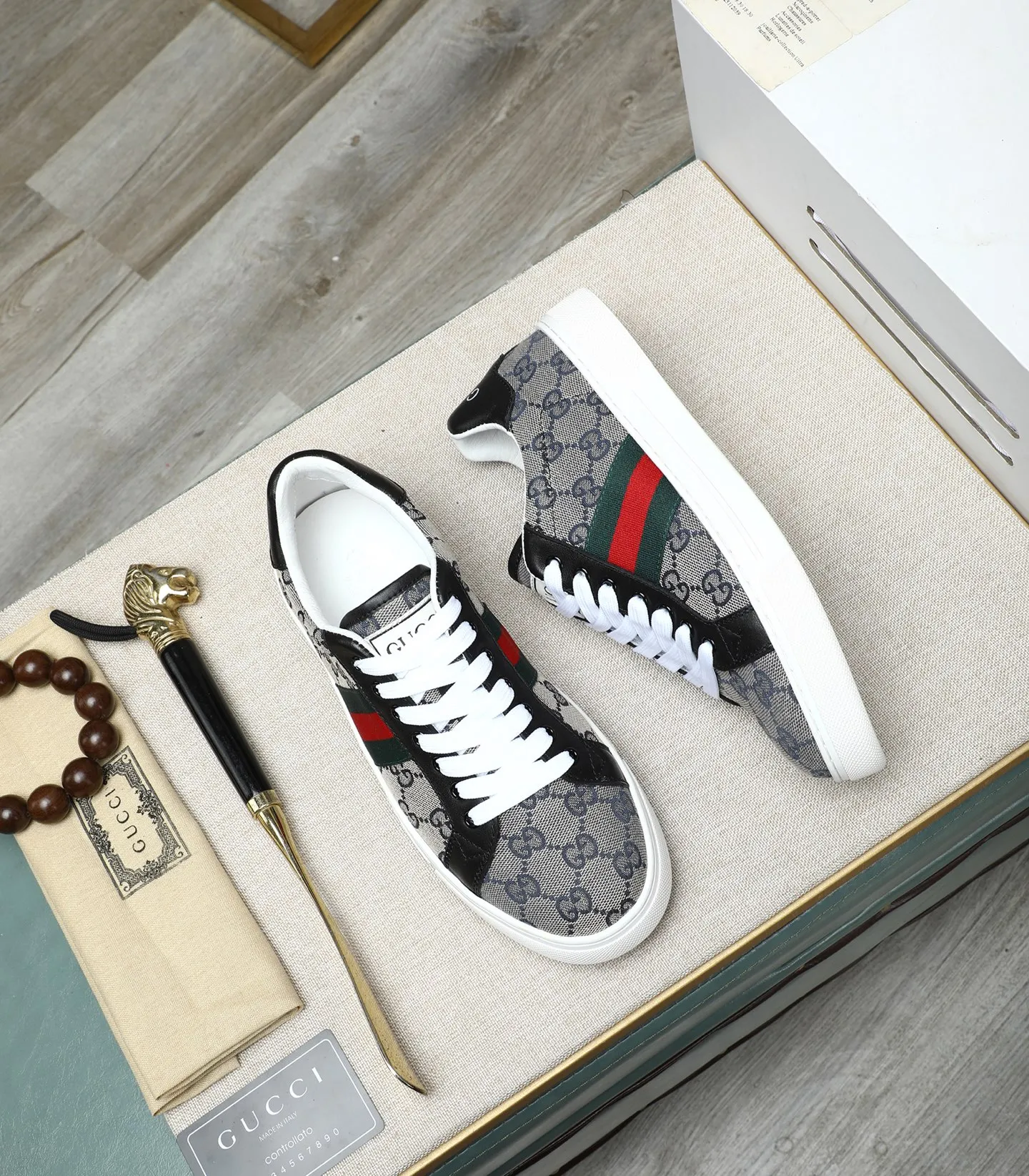 Men's shoes💰420 GUCCI🔍🔍latest spring style On sale at the same time at the counter, original calfskin imported from Italy, genuine leather lining, (high-end, luxury, and class) exquisite workmanship, soles: original soles specially provided by the original factory, ⚠Exclusive double-layer movable molded soles are super comfortable⚠, real photos🎬The real ones are better🔍🔍"High quality·Follow the order" code number 38-44